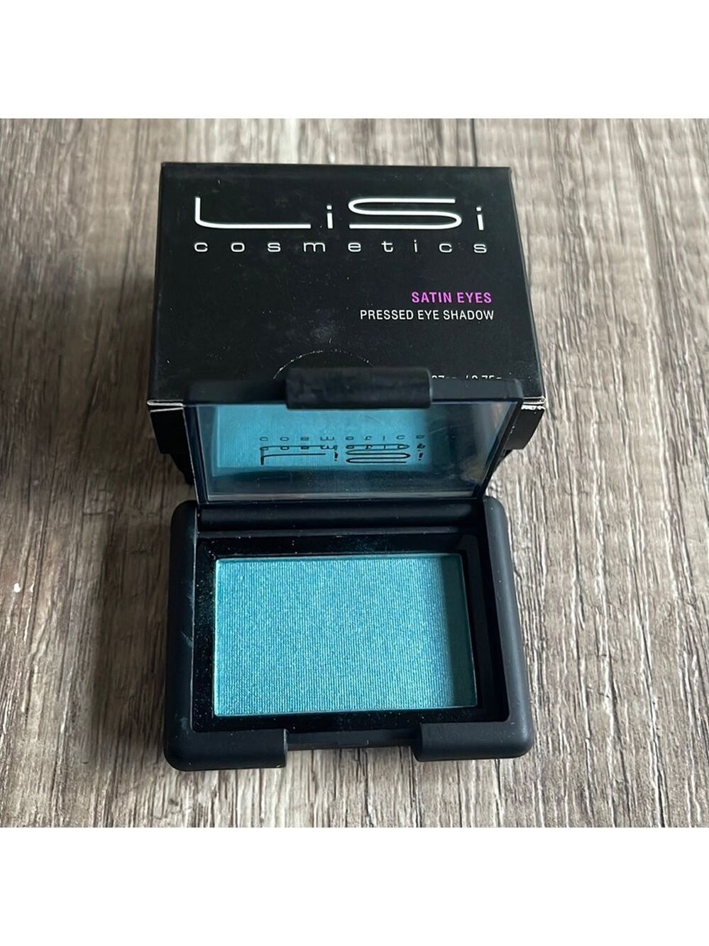 New Lisi Cosmetics Bergamot Eyeshadow
